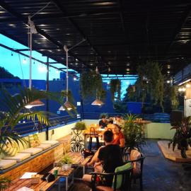 Luna's House Hostel, hotel din Cat Ba
