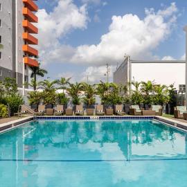 DoubleTree by Hilton Miami North I-95, hotell Miamis