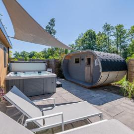 Wellnesslodge Grutto、Dalerveenのホテル