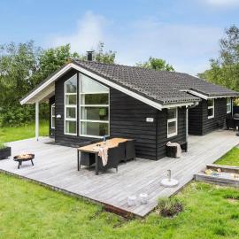 3 Bedroom Gorgeous Home In Ebeltoft, hotel en Ebeltoft