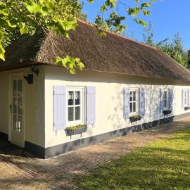 Lingeliefde Logement complete studio met eigen keuken en badkamer