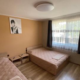Edelvais1 Еделвайс1, Hotel in Chukovezer