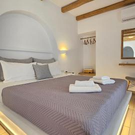 Polychronis Private Suite