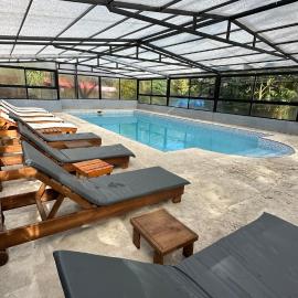 Apart Hotel Nonquen, hotel di Merlo