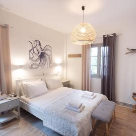 SWELL S4 brand new studio in Naousa, מלון בנאוסה