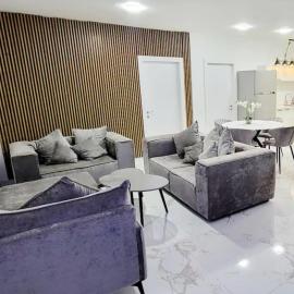 Beautiful Apartment in Ramat Gan Deluxe Suite Next to SHEBA Hospital, hotel a Ramat Gan