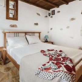 Naxos Alyko Traditional Vacation House ''Mitatos''