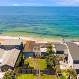 Seabreeze Getaway Oceanfront Family Home in Norah Head、Norah Headのホテル