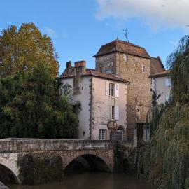 Manoir des Comtes, hotel sa Confolens