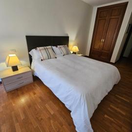 Apartamento en Lardero 4 Pax, hotell i Lardero