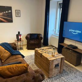 Proche Gare, spacieux, lumineux, Fibre, P gratuit, hotell i Belfort