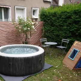 Spa , jardin 250m2 et appartement cosy de 60 m2 au centre