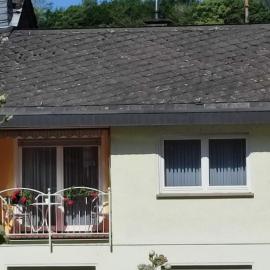 Ferienwohnung 2 Am Petersberg，Neef的飯店