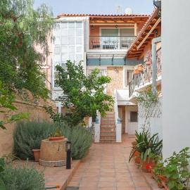 Stenaki - Apartments in Aegina Town, hotel a Città di Egina