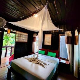 Leaf House Bungalows
