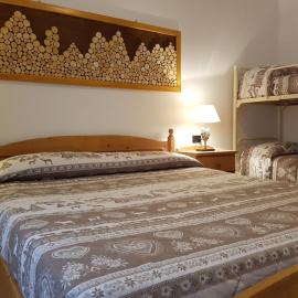 Casa Dorigoni Molveno, hotel u gradu Molveno