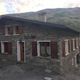 La faucille, hotel a Praranger