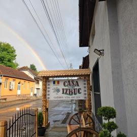 Viesnīca Casa Izbuc pilsētā Izbuc