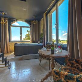 Suite avec SPA privatif à ALBI La Mascrabiere BED & SPA, hotel ad Albi