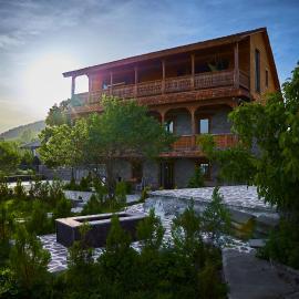 Edis Dacha, hotel Tsalka városában