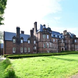 20 The Courtyard, Ballochmyle House, hotel em Mauchline