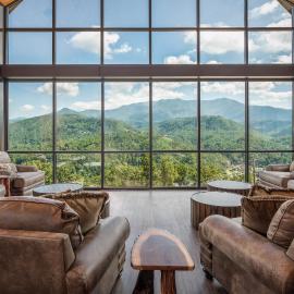 Greystone Pointe Lodge by Stony Brook Cabins