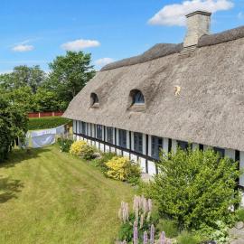 8 person holiday home in Hadsund-By Traum