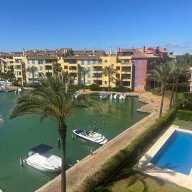 Sotogrande Marina Beach, hotel in Sotogrande