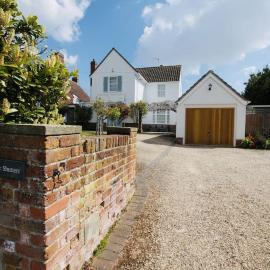 Exquisite location close to the sea!, hotel in Frinton-on-Sea