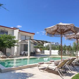 W Villas Halkidiki