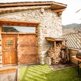 R de Rural - Casa Rural de les Arnes، فندق في انكامب