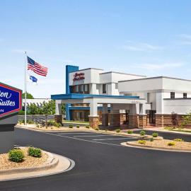 Hampton Inn & Suites Springfield