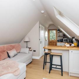 Hygge Lodge, hotel in Rotherfield Peppard