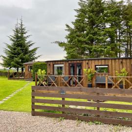 Celtic Lodges โรงแรมในเธอร์โซ