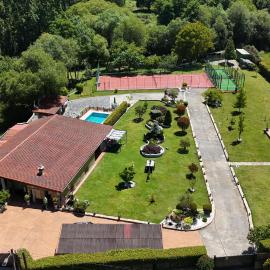 Casa Areosa – hotel w mieście Betanzos
