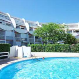 Studio cabine moderne design avec vu sur jardin , piscine, hotel La Grande-Motte-ban