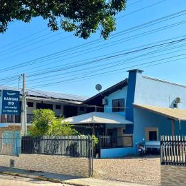 Hangar Pousada, Hotel in Navegantes