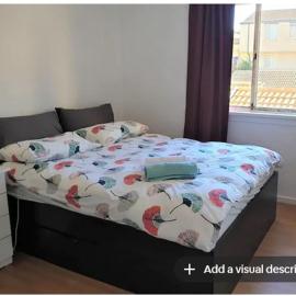 Dana-Private Room in 3-Bedroom Apartment 2, hotel in Canberra