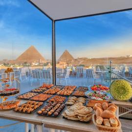 Gaia Pyramids Hotel, отель в Каире