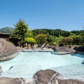 天空の湯屋 山荘 華柚、小国町のホテル
