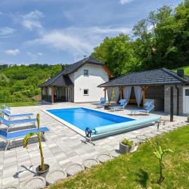 Beautiful Home In Vrtnjakovec