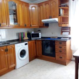 Apartamento La Villa EBi 867, hotel in Portugalete