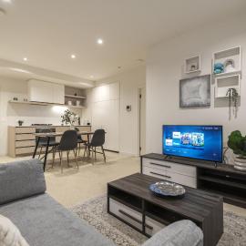 Brand new 2BR2BA Caulfield parkbalcony poolgym