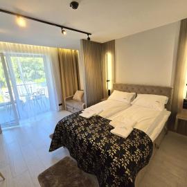 Słoneczny Brzeg - Apartamenty w Pieninach, отель в городе Кросценко