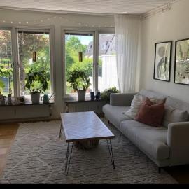 Fint boende med 4 sovrum parkering och trädgård