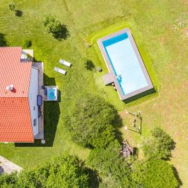 Holiday house Mirna with heated swimming pool and jacuzzi