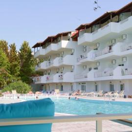 Haris Hotel by Diomedes Group, מלון בחניוטי