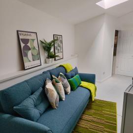 Denfi Studio Apartment, hotel in Croydon