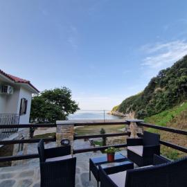 Limnionas Apartments, hotel a Xorychti