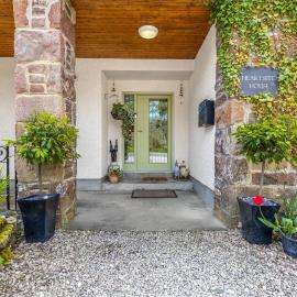 Heartseed House Bed & Breakfast, hotel Dornochban
